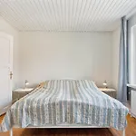 Two-storey Townhouse With Sea View Ferienhaus