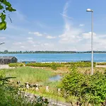 Two-storey Townhouse With Sea View Ferienhaus *
