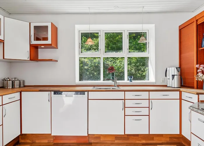 Two-storey Townhouse With Sea View Vakantiehuis Knebel